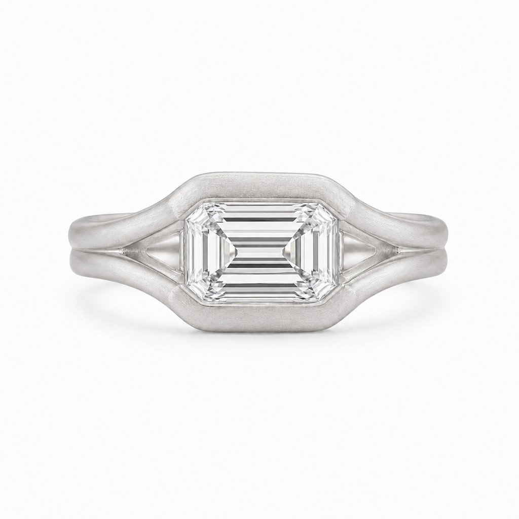 18KWG 2ct diamond - pinky ring