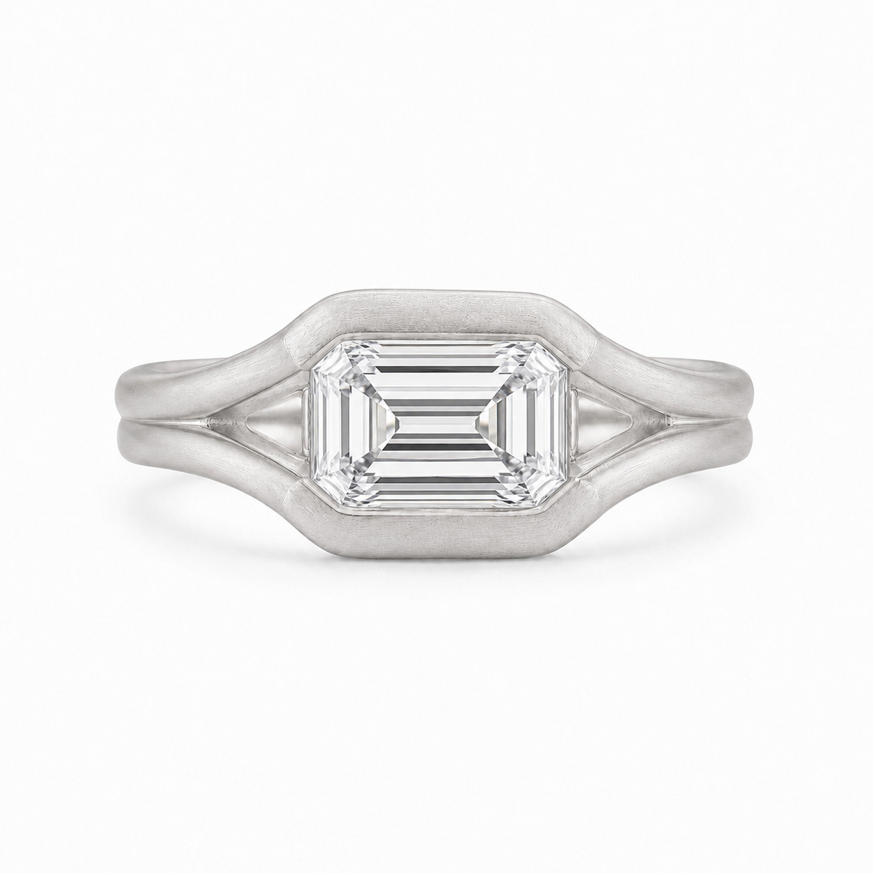 18KWG 2ct diamond - pinky ring