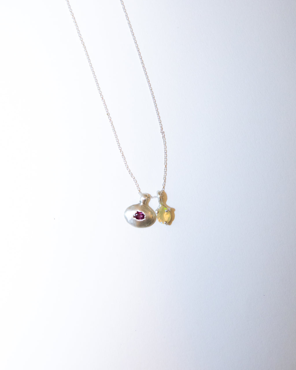 Ruby Capsule